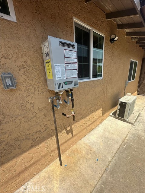 829 Foxworth Avenue, La Puente CA: https://media.crmls.org/medias/16f2c2e4-63ad-4eba-944c-7ed96be6ca4b.jpg