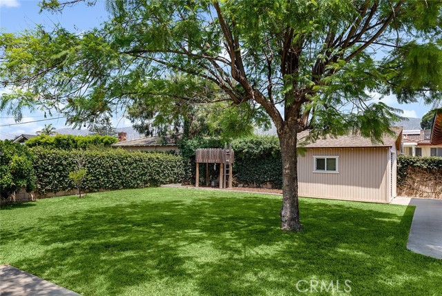 Detail Gallery Image 24 of 26 For 951 E Dalton Ave, Glendora,  CA 91741 - 3 Beds | 2 Baths