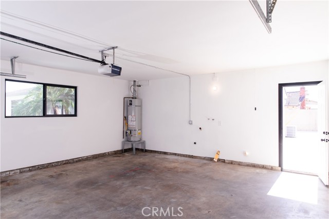 Detail Gallery Image 11 of 42 For 4887 Philadelphia St, Chino,  CA 91710 - 4 Beds | 2 Baths