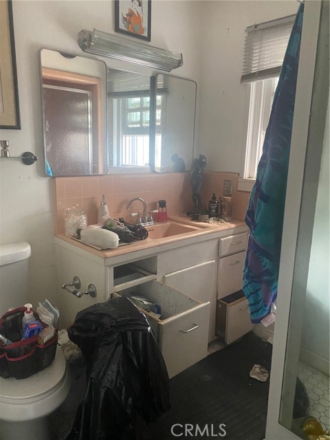 Detail Gallery Image 10 of 35 For 214 S Avenue 66, Los Angeles,  CA 90042 - 2 Beds | 2 Baths