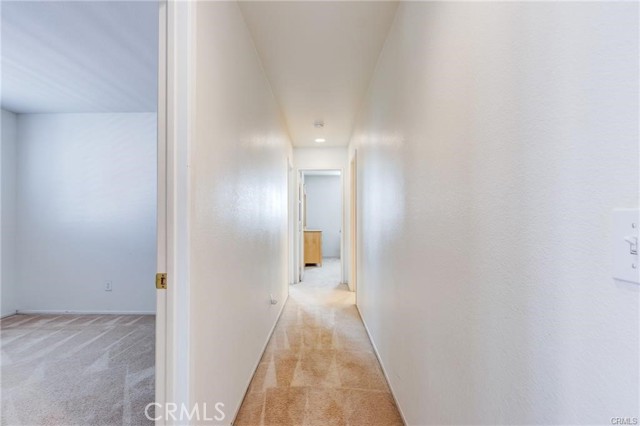 8961 Newcastle Avenue, Hesperia CA: https://media.crmls.org/medias/16f5289b-0cb7-472e-90cb-08914c47fde2.jpg