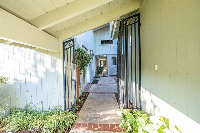 Detail Gallery Image 41 of 46 For 4200 N Virginia Vista, Long Beach,  CA 90807 - 3 Beds | 2/1 Baths