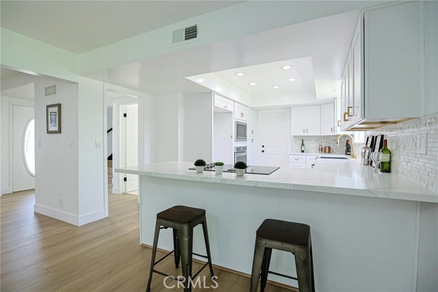 Detail Gallery Image 8 of 40 For 2102 Mignon, Placentia,  CA 92870 - 5 Beds | 2/1 Baths