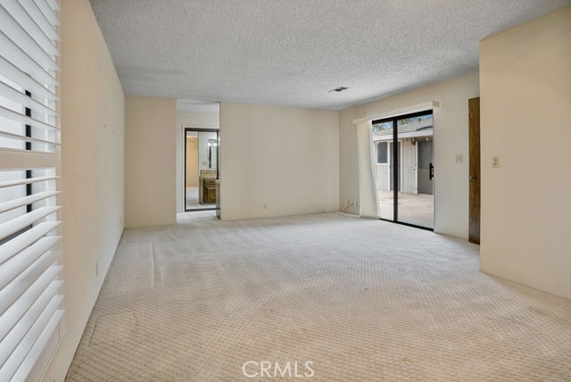 Image 22 of 40 For 1184 Farmland Avenue