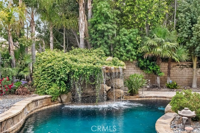 Detail Gallery Image 52 of 72 For 24274 Reyes Adobe Way, Valencia,  CA 91354 - 5 Beds | 4/1 Baths