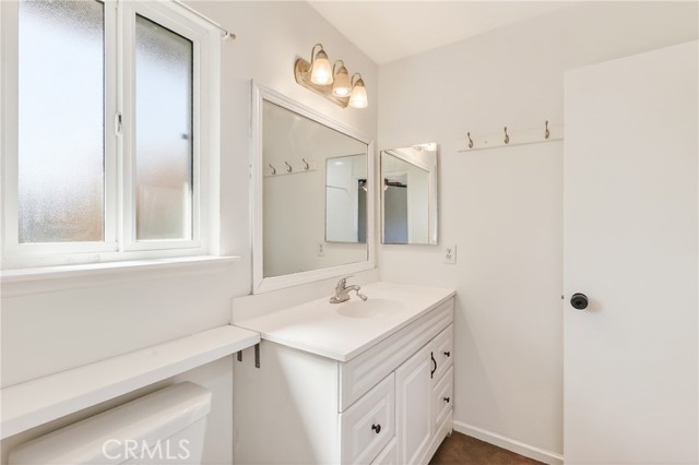 Detail Gallery Image 20 of 39 For 608 W Brentwood, Orange,  CA 92865 - 4 Beds | 2 Baths