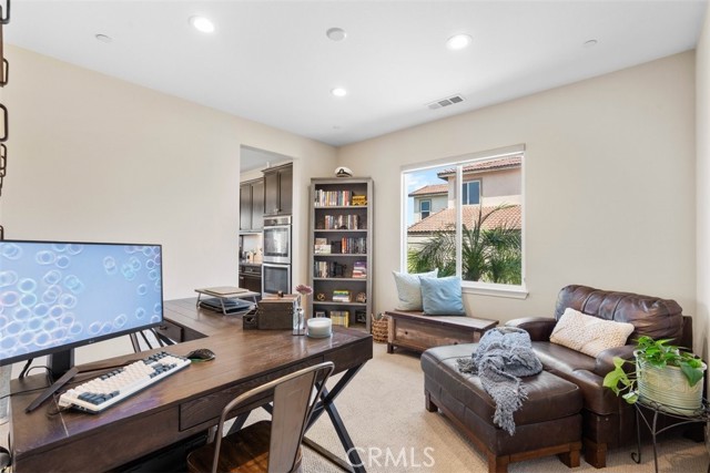 35403 Laurel Tree Court, Winchester CA: https://media.crmls.org/medias/16f9f1ae-196e-4706-a35c-08d5c604afda.jpg