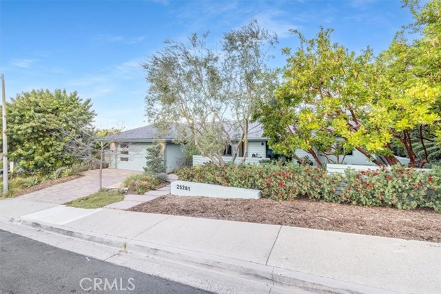 Detail Gallery Image 2 of 58 For 25281 via Piedra Blanca, Laguna Niguel,  CA 92677 - 3 Beds | 3 Baths