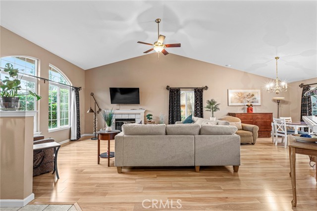 Detail Gallery Image 11 of 48 For 14 Knotts Glen Ct, Chico,  CA 95926 - 3 Beds | 2 Baths