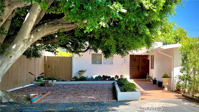 7950 Capistrano Avenue, West Hills CA: https://media.crmls.org/medias/16fb77f4-30a3-42fc-8c38-4a175127ae02.jpg