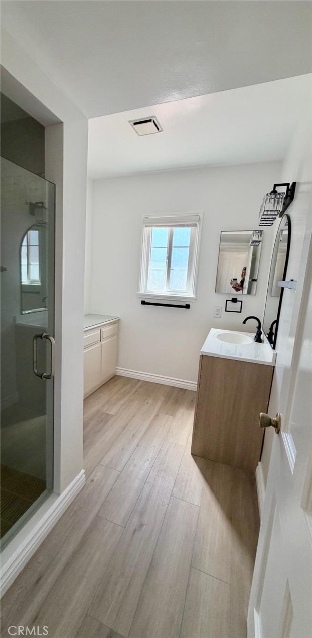 Detail Gallery Image 10 of 11 For 3870 El Hijo St, Riverside,  CA 92504 - 3 Beds | 2 Baths