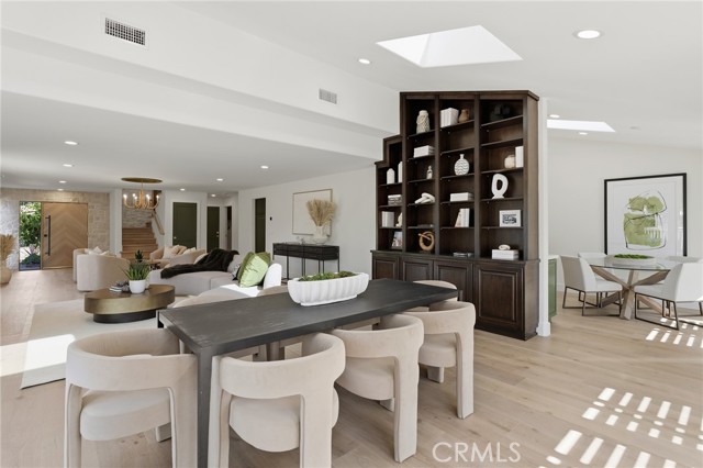 Detail Gallery Image 16 of 65 For 4707 Park Olivo #N,  Calabasas,  CA 91302 - 3 Beds | 3 Baths