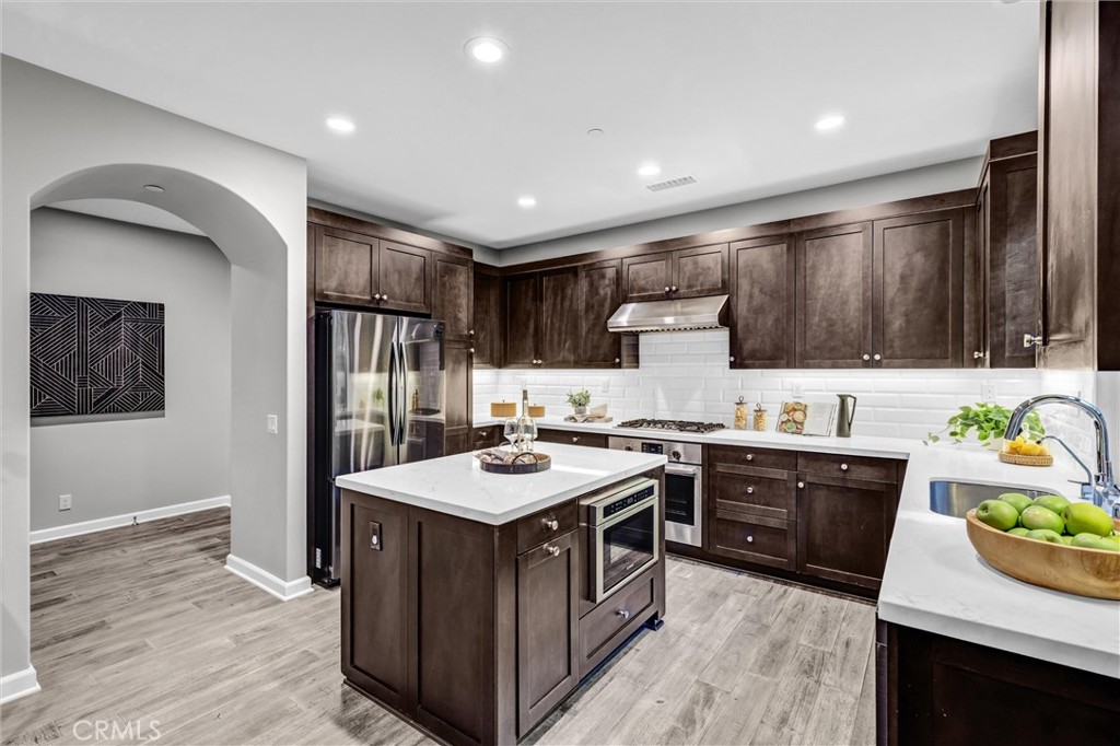 MLS #OC25257840 image #6