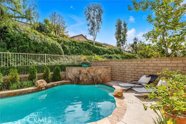 Image 35 of 52 For 32 Arrivo Drive