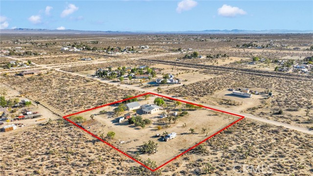 11924 Mountain Road, Pinon Hills CA: https://media.crmls.org/medias/16ffc299-22b0-4ef8-9862-26eb5cb5ad8a.jpg