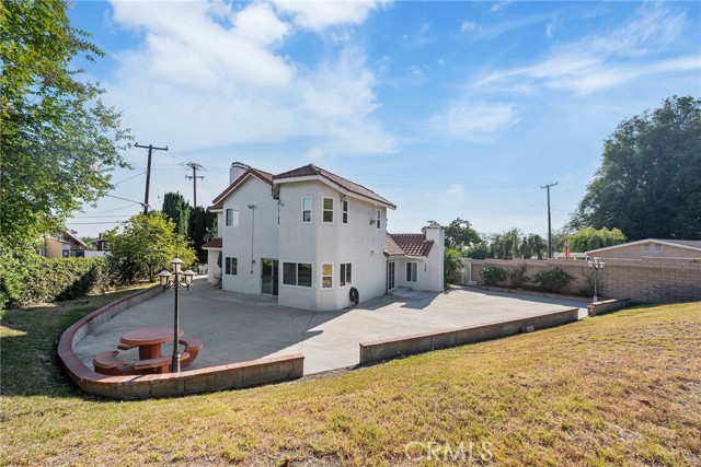 2445 N Santiago Boulevard, Orange CA: https://media.crmls.org/medias/16fffd1c-d6b9-4f99-a1d1-36c36a44c5d8.jpg