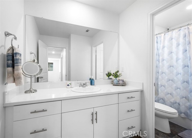 Detail Gallery Image 35 of 50 For 2502 Gunner Ridge Way, Rialto,  CA 92377 - 3 Beds | 2/1 Baths