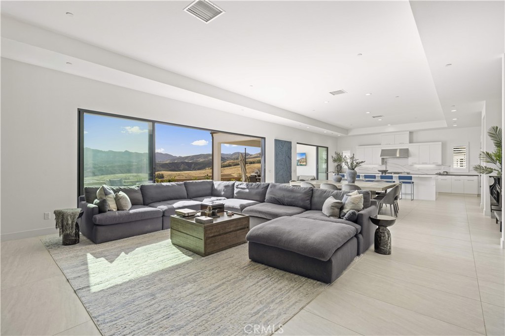 MLS #PW26075072 image #5