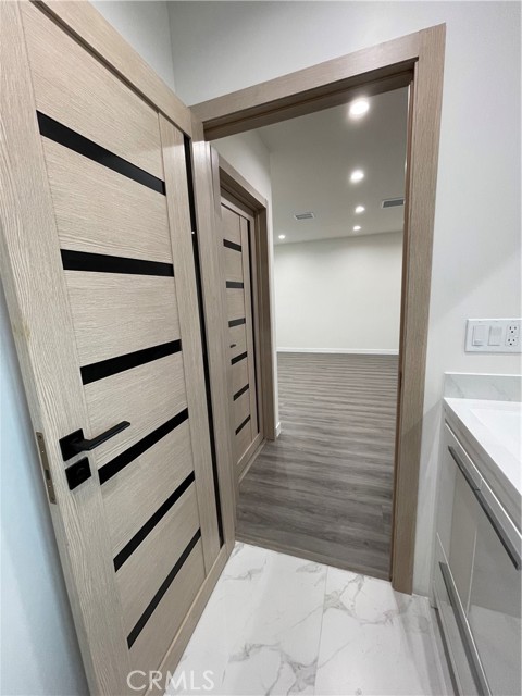 10941 Oro Vista Avenue, Sunland CA: https://media.crmls.org/medias/1701b8bd-74ec-4e32-85fb-e9f10c6e9076.jpg