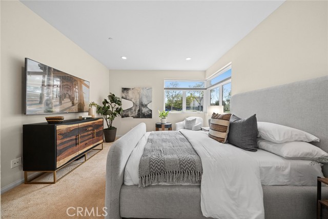 Detail Gallery Image 23 of 75 For 101 Newington, Irvine,  CA 92618 - 4 Beds | 3/1 Baths