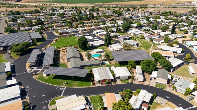 2499 E Gerard Ave, Merced CA: https://media.crmls.org/medias/1702c02b-6ee4-4752-b2b8-b975a6127d80.jpg