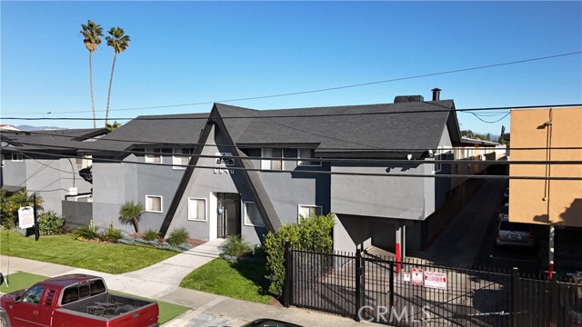 6640 Darby Avenue, Reseda CA: https://media.crmls.org/medias/17032e6d-7125-4de9-83b0-494a77f6e4c5.jpg