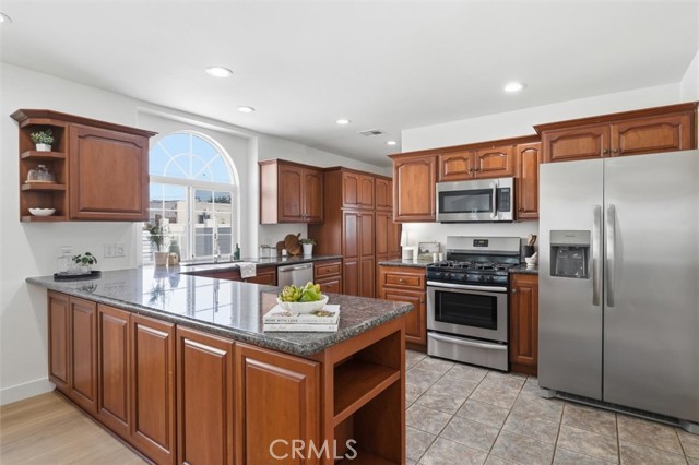 Detail Gallery Image 2 of 53 For 11916 Oxford Ave, Hawthorne,  CA 90250 - 3 Beds | 2 Baths