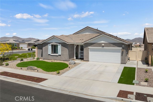 Detail Gallery Image 2 of 43 For 32336 Parker St, Menifee,  CA 92584 - 5 Beds | 3/1 Baths