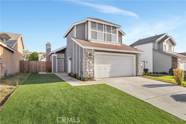 Detail Gallery Image 1 of 24 For 11839 Autumn Pl, Fontana,  CA 92337 - 3 Beds | 2/1 Baths