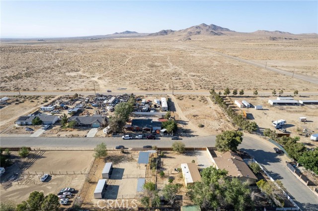 41125 179th E Street, Lancaster CA: https://media.crmls.org/medias/17056b75-0b80-4709-92f2-79080ada8ff3.jpg