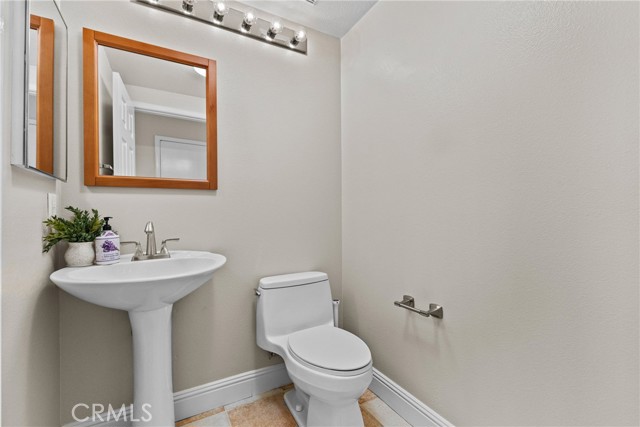 Detail Gallery Image 5 of 55 For 27588 Campana, Temecula,  CA 92591 - 3 Beds | 2/1 Baths