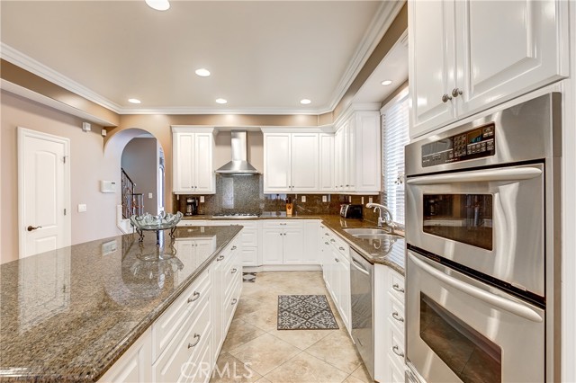 213 Baltimore Avenue, Huntington Beach CA: https://media.crmls.org/medias/1706c643-0908-424e-be61-d00663afdc77.jpg