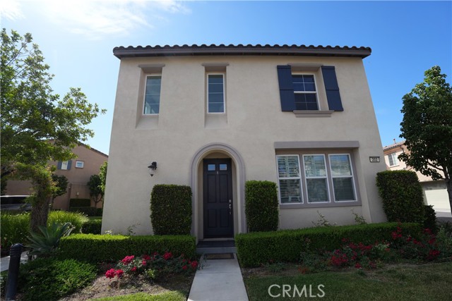 Detail Gallery Image 3 of 19 For 202 W Cork Tree Dr, Orange,  CA 92865 - 3 Beds | 2/1 Baths