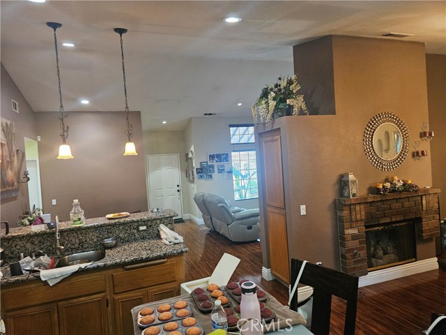 3320 Kipper Court, Lancaster CA: https://media.crmls.org/medias/1707248a-a0d4-4dd6-b9fe-302abbaea149.jpg