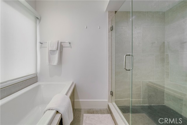 Detail Gallery Image 31 of 67 For 608 Heliotrope, Corona Del Mar,  CA 92625 - 4 Beds | 4 Baths