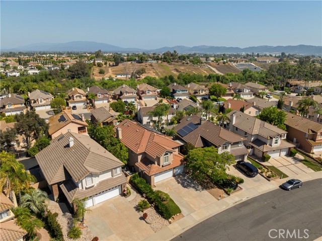 40132 White Leaf Lane, Murrieta CA: https://media.crmls.org/medias/17073e75-11fd-4e56-83db-a502ffcc2f77.jpg