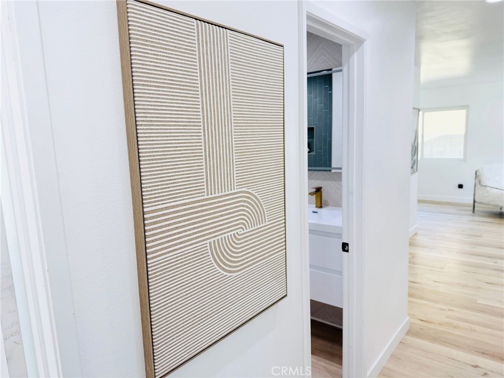 https://media.crmls.org/medias/1707b672-40a4-4d21-a2c7-90bceef29f87.jpg?preset=X-Large