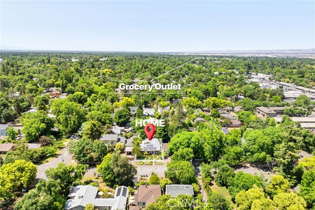 466 E 2nd Avenue, Chico CA: https://media.crmls.org/medias/17082f53-7d51-44c9-84e9-a138378867c2.jpg