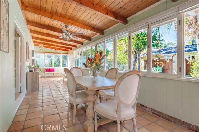 5223 Alhama Drive, Woodland Hills CA: https://media.crmls.org/medias/1708ba13-fbab-4ab0-b0a1-9f57143e5569.jpg