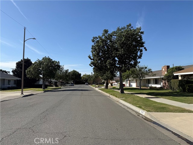 Detail Gallery Image 41 of 44 For 1610 E 20th St, Santa Ana,  CA 92705 - 3 Beds | 2 Baths