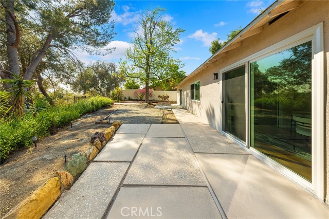 20110 San Gabriel Valley Drive, Walnut CA: https://media.crmls.org/medias/17093578-9812-4a6b-b851-4665e342c5ec.jpg