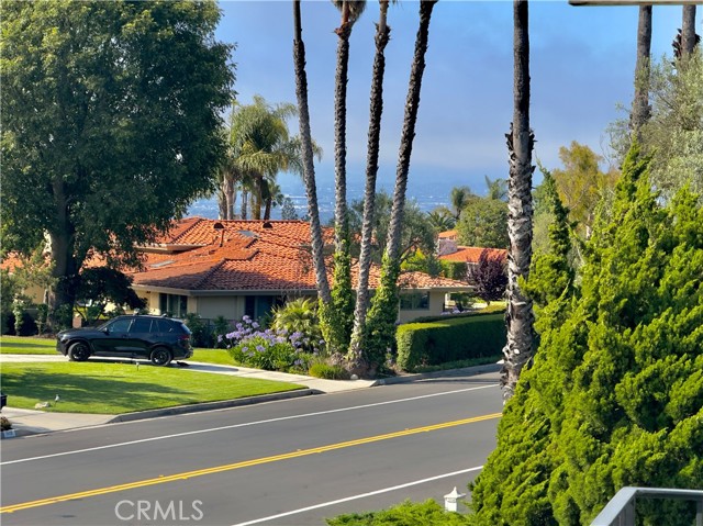 1620 Granvia Altamira, Palos Verdes Estates CA: https://media.crmls.org/medias/1709d2c6-cb19-43ec-be3d-9d85a5d9a871.jpg