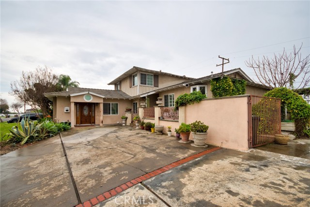 Detail Gallery Image 35 of 52 For 2533 Thorn Pl, Fullerton,  CA 92835 - 6 Beds | 4 Baths