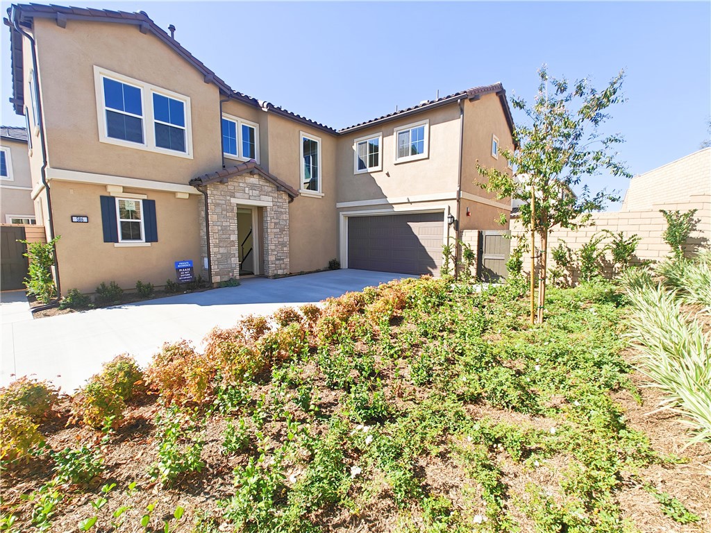 586 Mcfadden Street