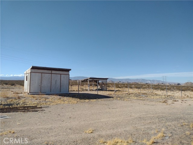 Detail Gallery Image 10 of 23 For 41555 Sun Rose Ave, Lucerne Valley,  CA 92356 - 1 Beds | 1 Baths