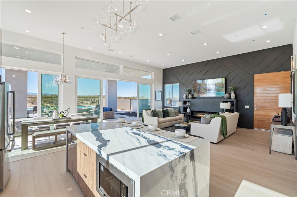 MLS #OC25274314 image #9