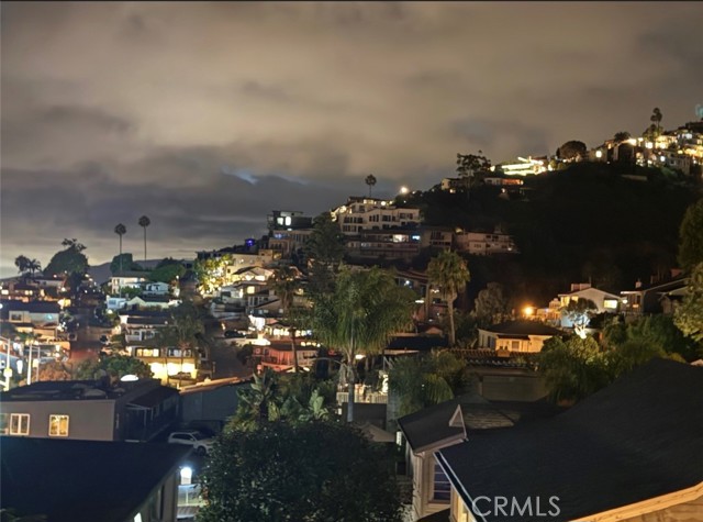 Detail Gallery Image 22 of 28 For 2979 Terry, Laguna Beach,  CA 92651 - 4 Beds | 3 Baths