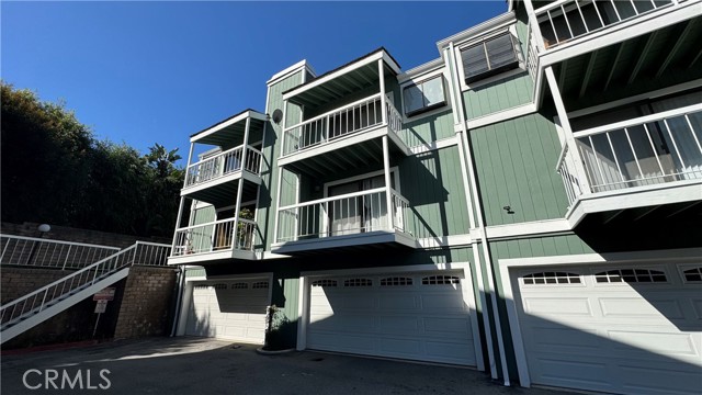 Detail Gallery Image 1 of 24 For 1056 Walnut Grove Ave #G,  Rosemead,  CA 91770 - 3 Beds | 3 Baths