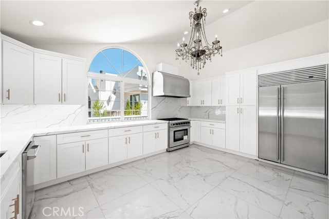3856 Vista Linda Drive, Encino CA: https://media.crmls.org/medias/170da6a4-62b4-4ad0-83a2-583a39ad4306.jpg