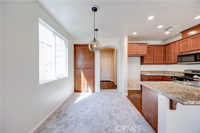 Detail Gallery Image 5 of 49 For 2984 Masterson Ln, Merced,  CA 95348 - 3 Beds | 2/1 Baths